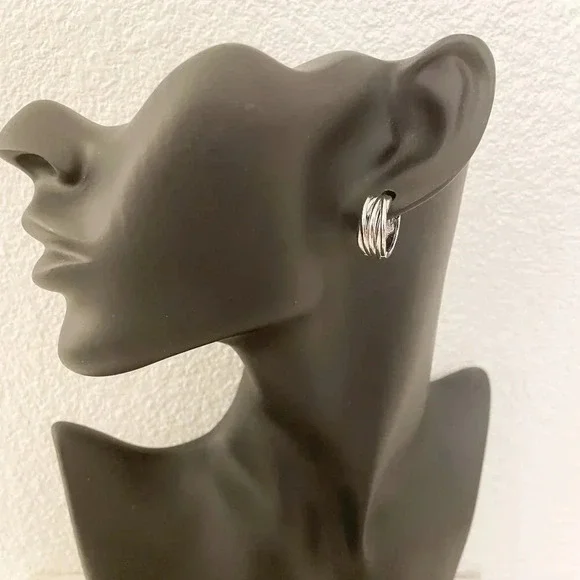 925 Sterling Silver Chunky Huggie Earrings Small Hoop Earrings Huggie Hoops - Picture 5 of 6